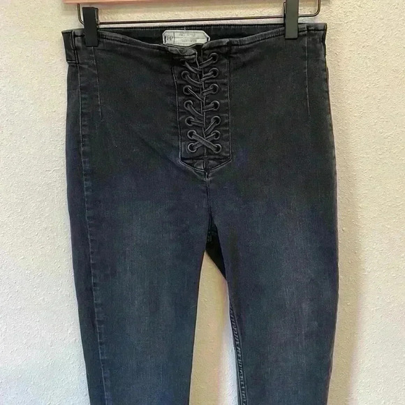 FREE PEOPLE Women’s Jeggings - Picture 2 of 9